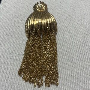 Monet Vintage Gold Tone Fringe Tassel Brooch Pin